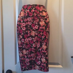 Lularoe skirt